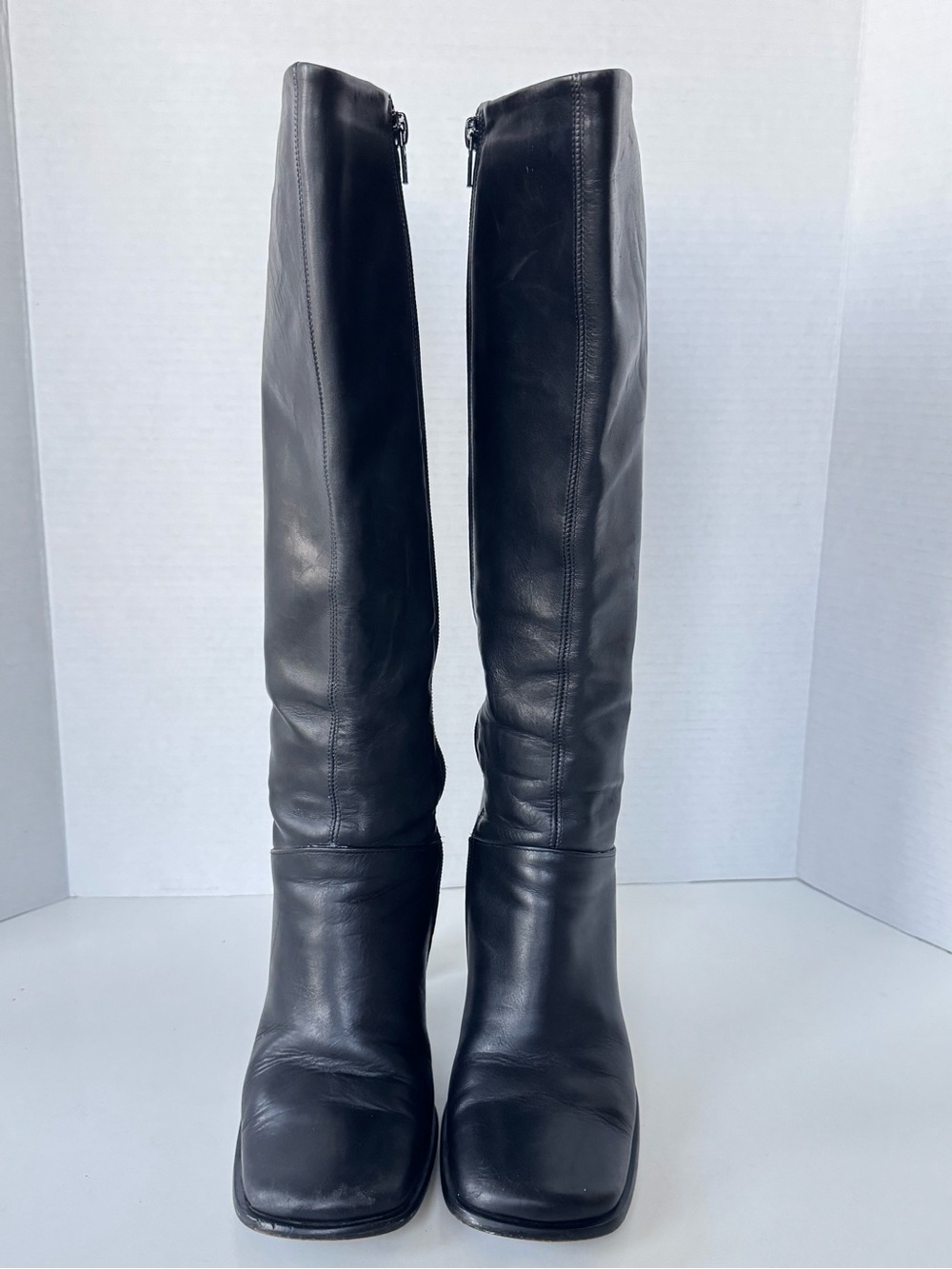 Via Spiga Black Leather Knee-High Heeled Boots - Picture 2 of 10